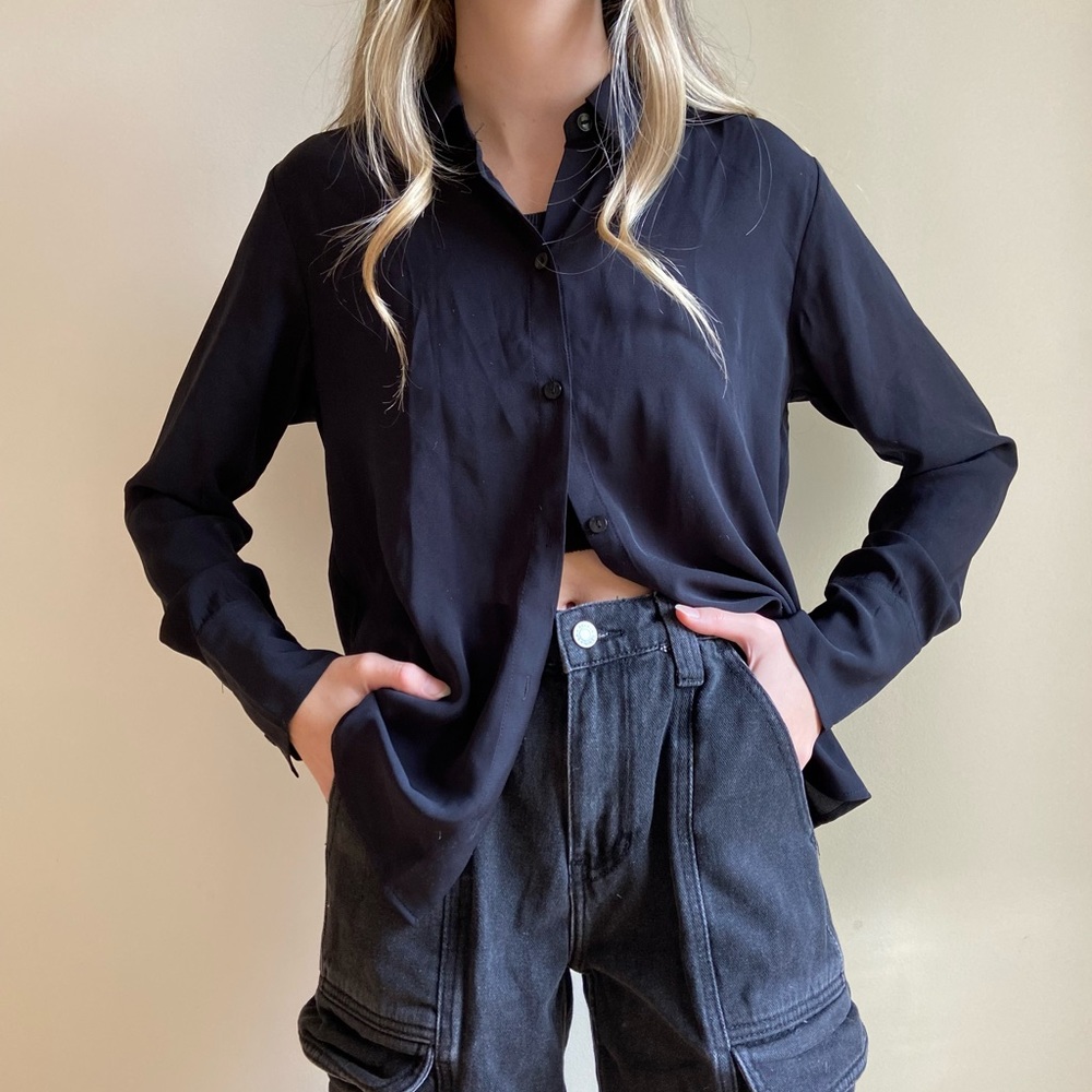 Black Abercrombie long sleeve button up